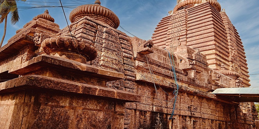 Visit the famous Narasimha Temple and seek blessings with your loved ones on this trip.