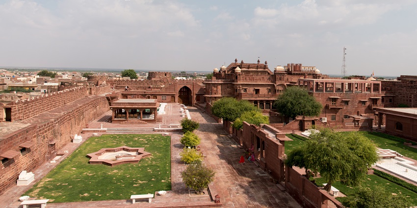 Image of the fort in Pokhran - The best time to visit Fort Pokaran is during winter