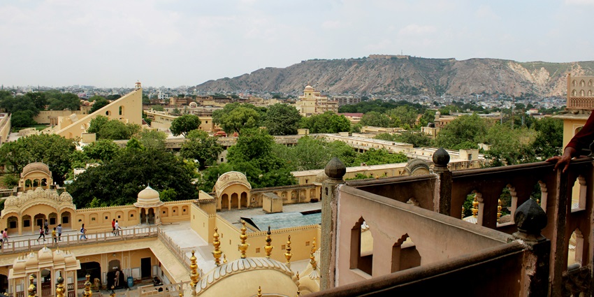 An image of Bhainsrorgarh Fort - one of the places to visit near Kota in Rajasthan.