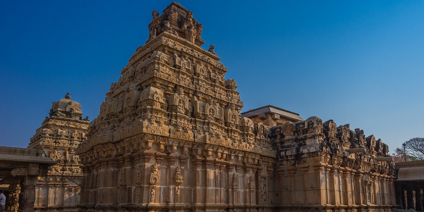 Bhoga Nandeeshwara Temple near Kaiwara National Park is a must-visit attraction.