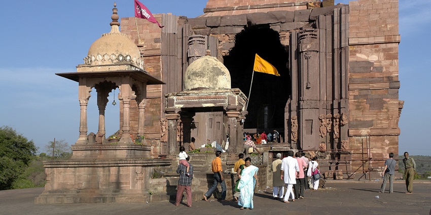 Architectural view of the Bhojpur Temple, showcasing its large Shiva Lingam and intricately carved stone structures.