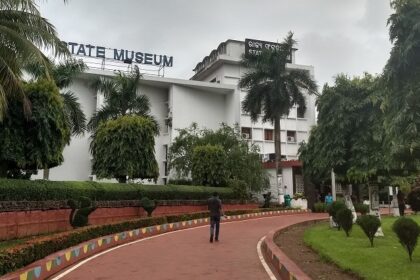 A breathtaking frontal view of a tourist destination in Odisha during the daytime.