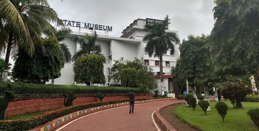 A breathtaking frontal view of a tourist destination in Odisha during the daytime.