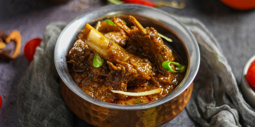The delicious Bhuna Gosht made up of mutton, one of the best foods in Surat, Gujarat.