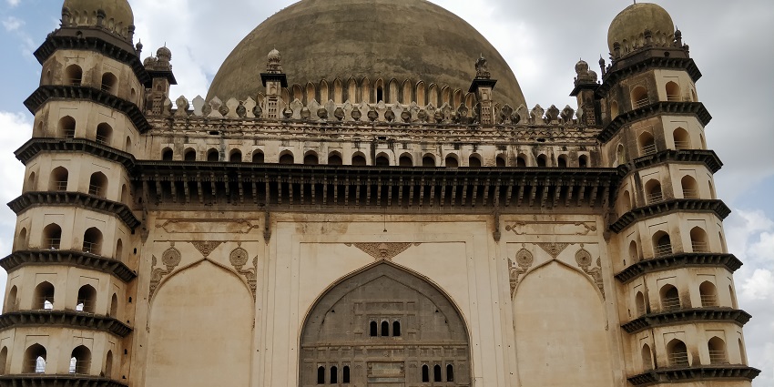 A view of the Bijapur Fort with its imposing walls and captivating architecture are a sight to behold