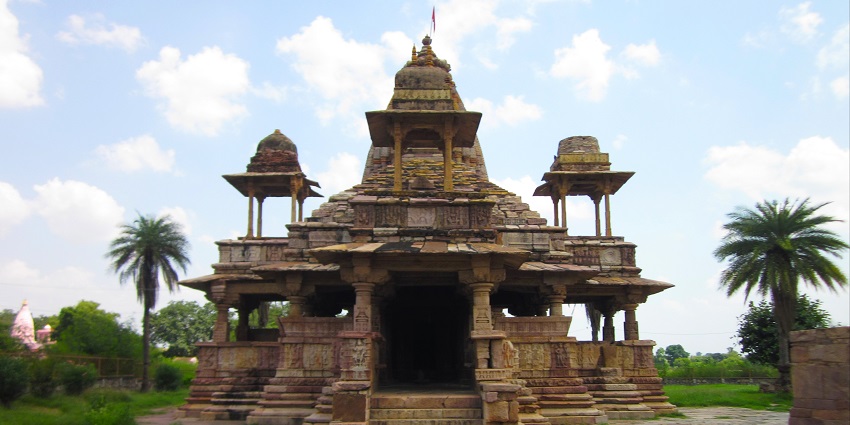 Undeshvar Temple in Bijoliya, showcasing ancient architecture near Bhilwara forts.
