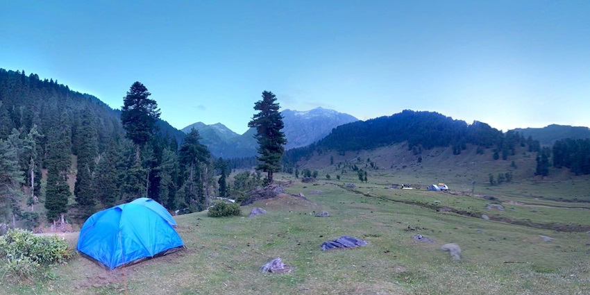 Image of tents at the Bikamp Aravallis Camp, one of the best spots for camping in Alwar.