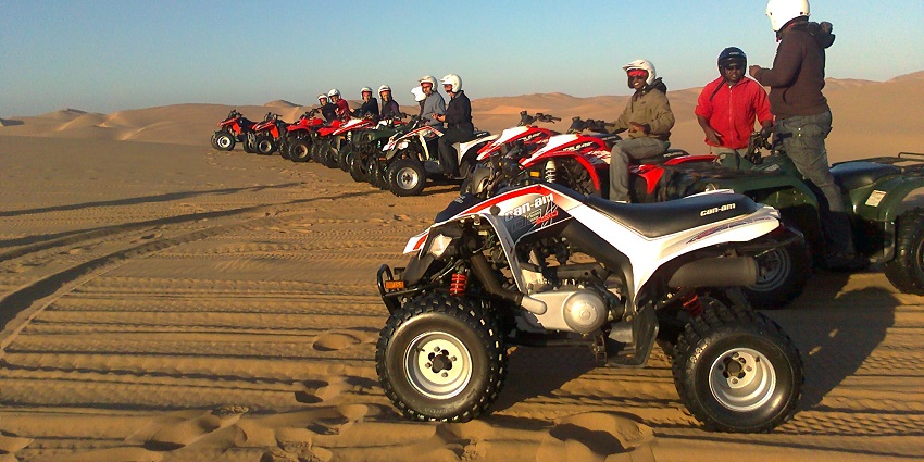 Bike through the rugged Thar Desert, facing challenges and stunning views–Desert safari in Jodhpur