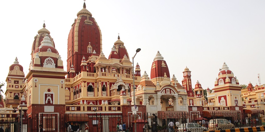 Birla Mandir is a popular religious place to visit for pilgrims and locals.