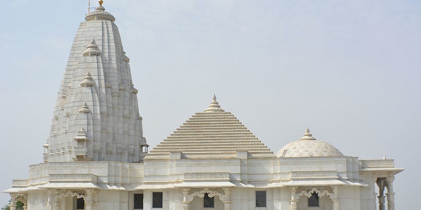 Birla Mandir features White marble temple with exquisite carvings and tranquillity.