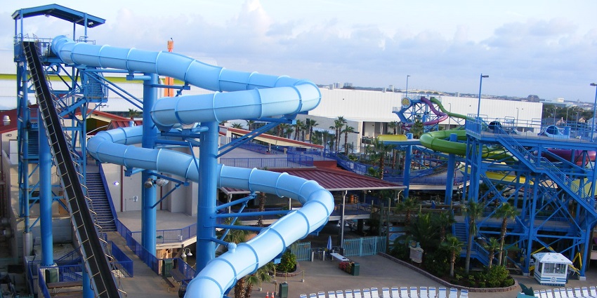 The water park features various water slides.