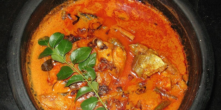 Bombay Restaurant is one of the popular places serving the best food in Calicut city.