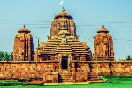 Brahmeswar temple with its minar shrines in the compound near the Chandaneswar Temple