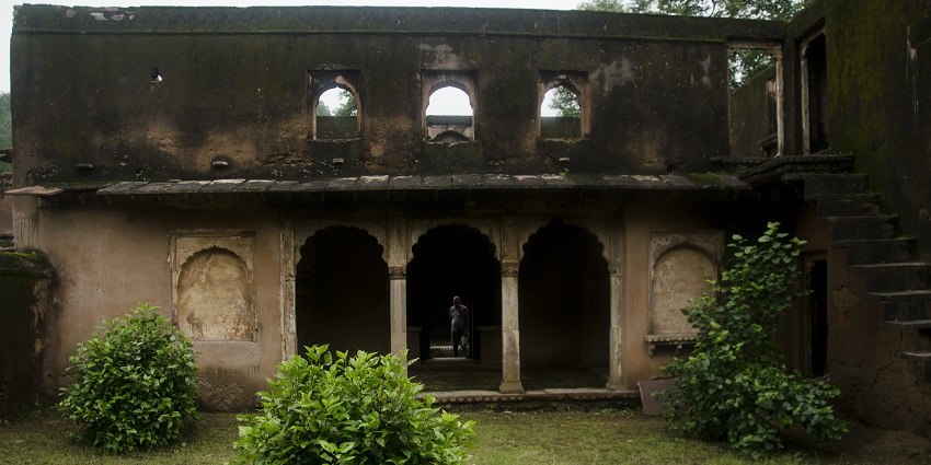 Brij Raj Bhavan’s ghost, Major Burton, is known for his footsteps.