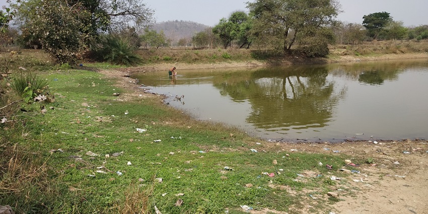 Bua Wala Talab is one of the most historical places around bhindawas wildlife sanctuary.