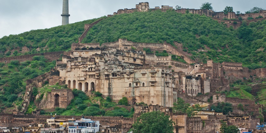 Bundi Palace, top tourist destinations near the Wildlife Sanctuary