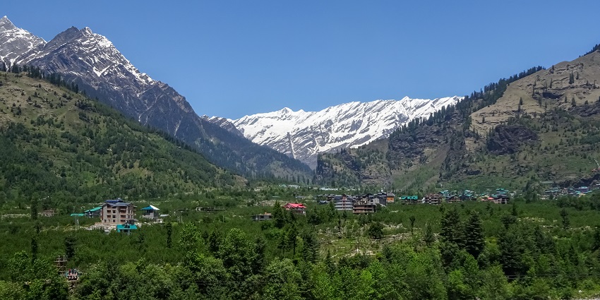 Scenic hills of Kangra, offer a thrilling spot for this adventure sport