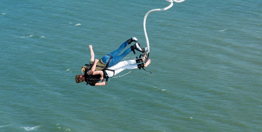 Bungee jumping in Rajasthan offers thrilling experiences at Udaipur and Jaipur