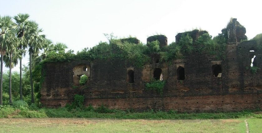 Get to unveil the rich cultural heritage of the strong fortified town in the state of Bihar.