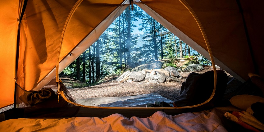 Camping is one of the best things every travellers can indulge in Sikkim for a great time.