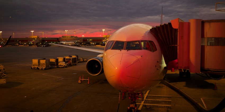 Cat Bi International Airport, one of the best airports in Vietnam, welcomes many domestic flights.