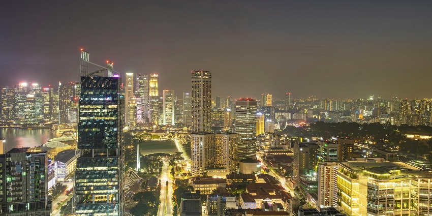 Experience the best of Singapore nightlife for singles on your next vacation there.