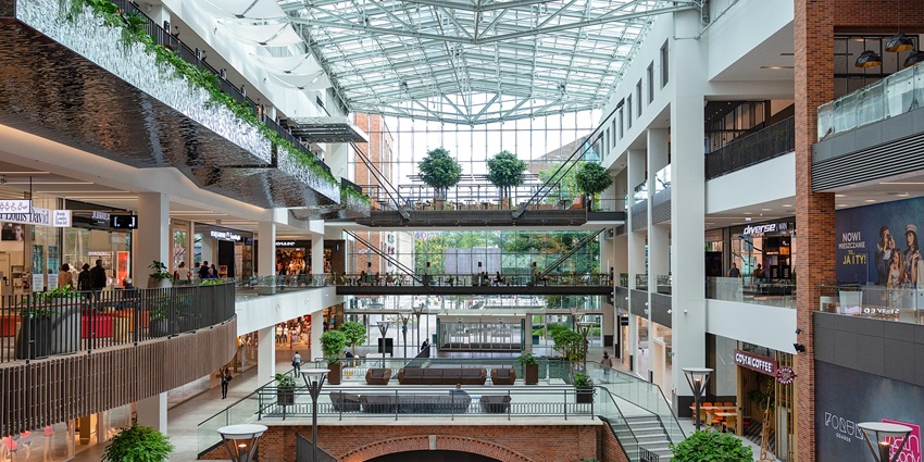 Centrum Jyoti is one of the best shopping malls in Jalandhar that offers six storeys of entertainment.
