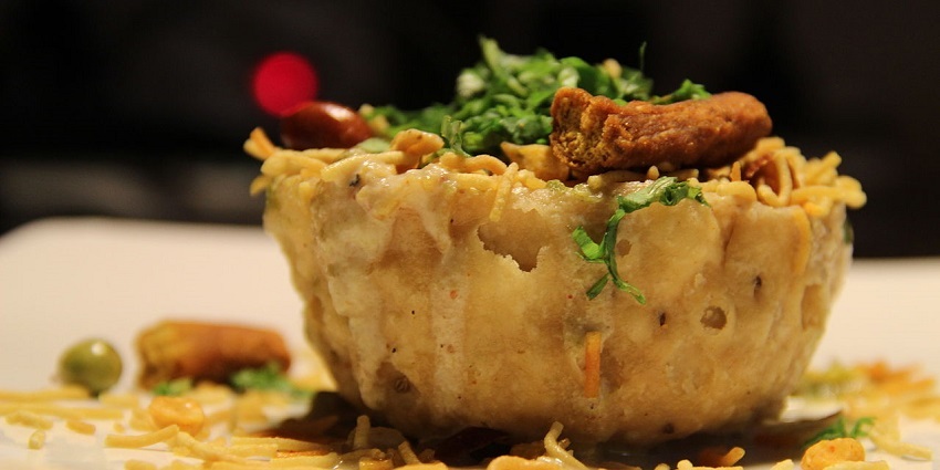 Chaat is one of the most mouth-watering and best foods in Paharganj for everyone.