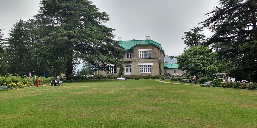 Image of The Chail Palace having a lawn, bar, dining room and other modern amenities is a place worth visit