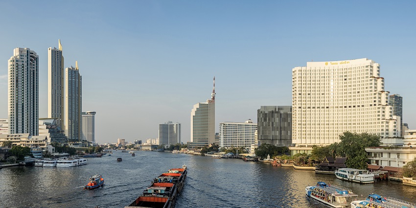 Chakrabongse is located on the banks of the Chao Phraya River offering unique vistas.