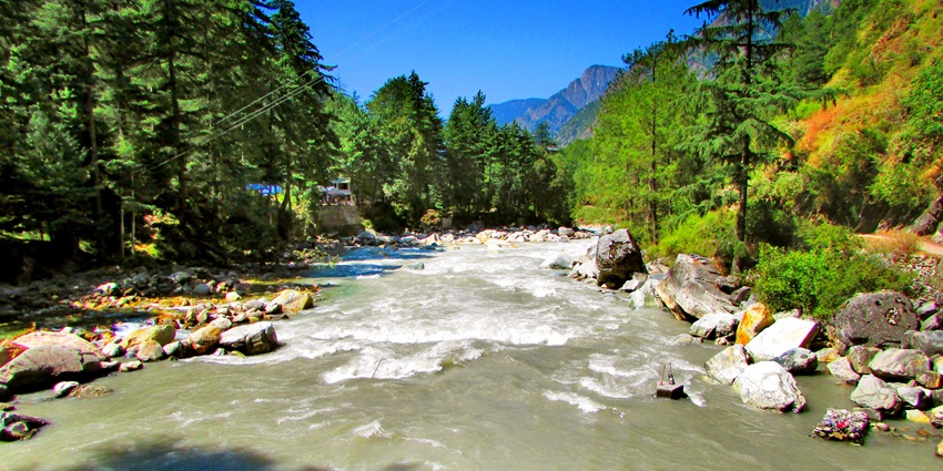 Chalal is a perfect site for nature enthusiasts camping in Himachal Pradesh.