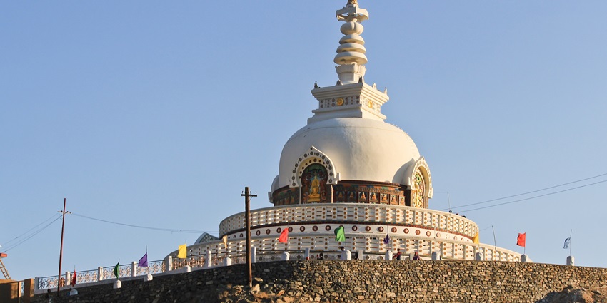 Chandazik Gompa is a magnificent Buddhist monastery located in a region near Leh.