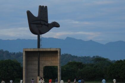 A view of an open-hand monument at Chandigarh.