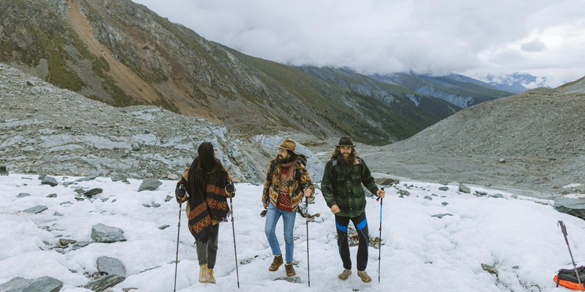 Experience Chandrakhani Pass on a picturesque Manali trekking route in Himachal