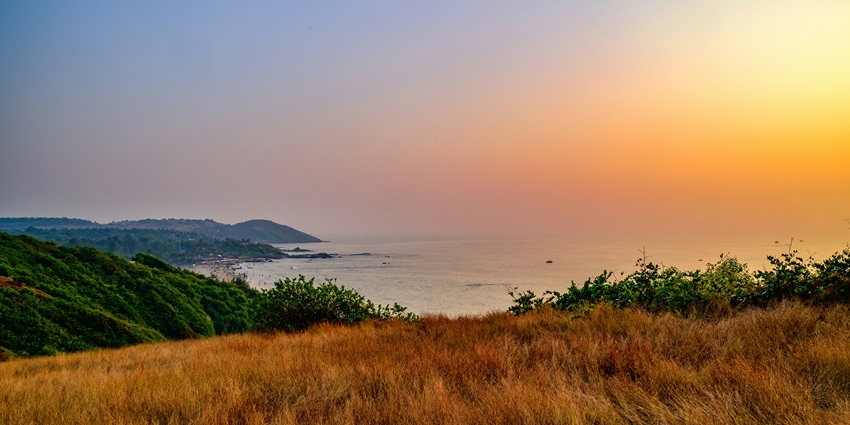 Enjoy a panoramic view of the sea and nature on your visit to historic Chapora Fort in Goa.