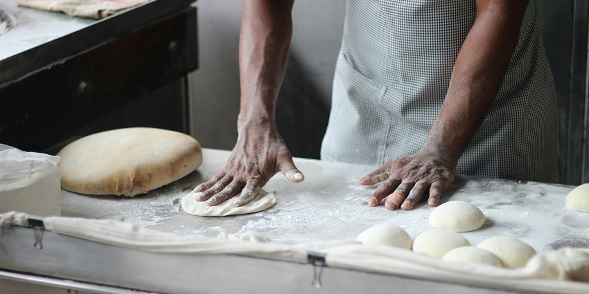 Visit the Charm Bakery Chiang Mai to savour freshly baked breads and pastries after the night safari