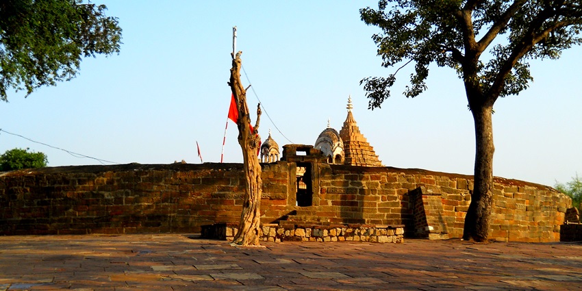 The landscape picture of the Chausath-Yogini shrine near BhedaGhat, Madhya Pradesh