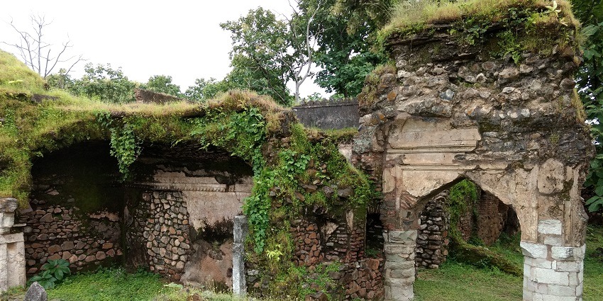 Explore the ruins of Bharuch Fort, which features scenic surroundings and ancient walls.