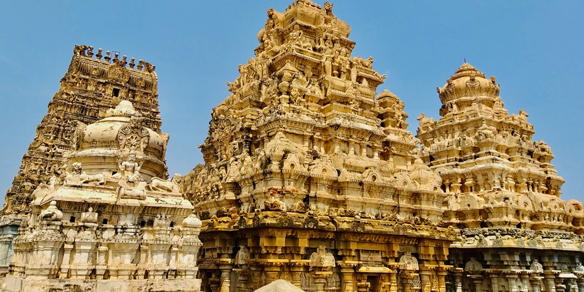 Chennakesava Swamy Temple, one of the temples in Kadapa, is famous for its Dravidian-style architecture.