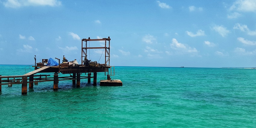 Picturesque view of turquoise waters of the Cheriyam beach