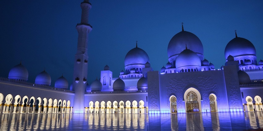 Chhoti Masjid is among the places to visit in Himachal for a religious sojourn.