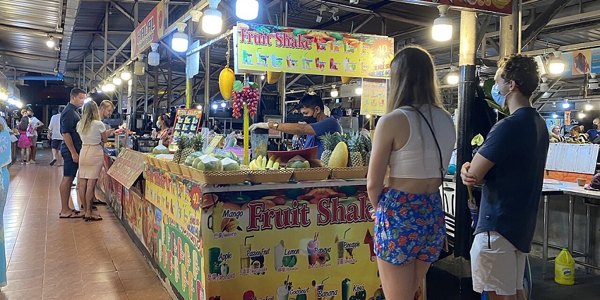 Chiliva Market is one of the popular places for shopping in Phuket with amazing aesthetics.