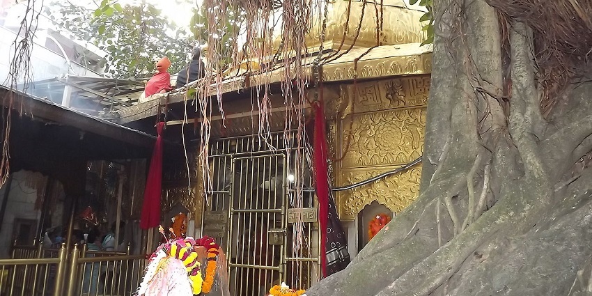 Chintpurni Temple, a religious place to visit near Takhni Rehmapur Wildlife Sanctuary