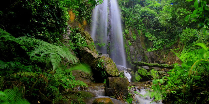 An image of Chitrakoot waterfalls in Ghagra near Chhattisgarh.