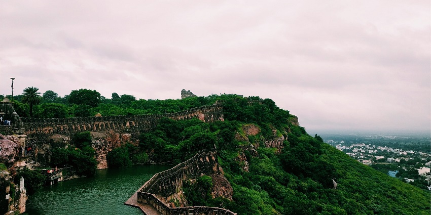 Chittorgarh Fort embodies Rajput pride with Vijay Stambh and Rani Padmini’s Palace