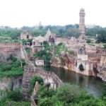 Experiencing a panoramic view of Chittorgarh Fort is one of the best things to do in Chittorgarh.