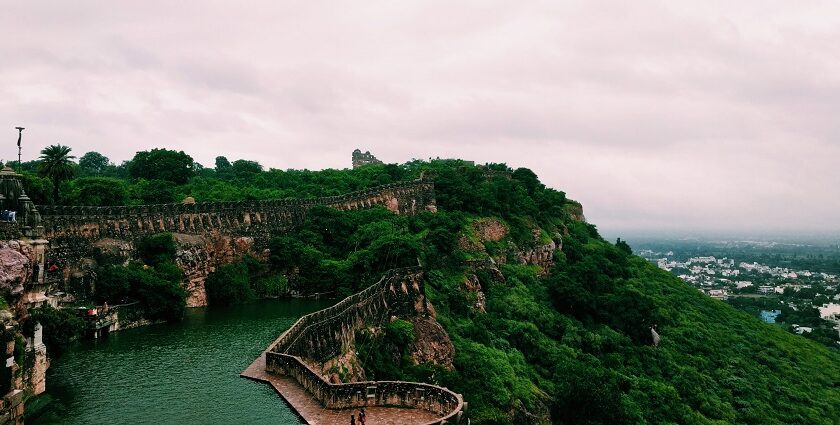 A majestic view of Chittorgarh Fort, home to the historical Chittorgarh Fort Museum.