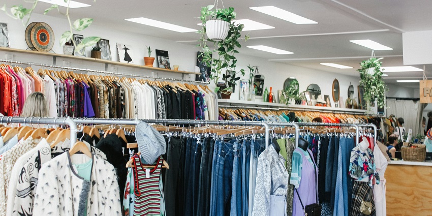 The exquisite retail stores of Cine Mall are among the best places for shopping in Ajmer.