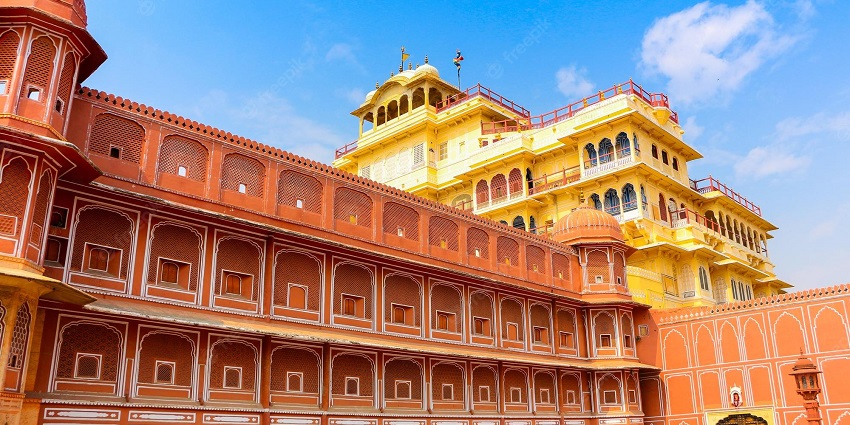 Stunning side view of City Palace, showcasing its grandeur and regal architecture.