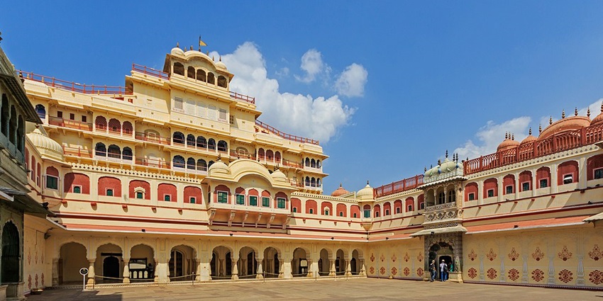 One of the places to visit near Khatu Shyam is the City Palace, blending Rajasthani and Mughal architecture.
